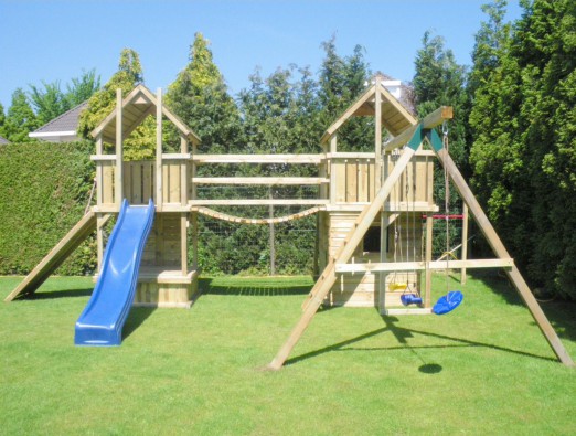 Spielturm Hasselt